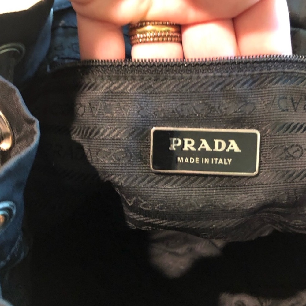 Beautiful and timeless, perfect everyday bag - Picture 3 of 7